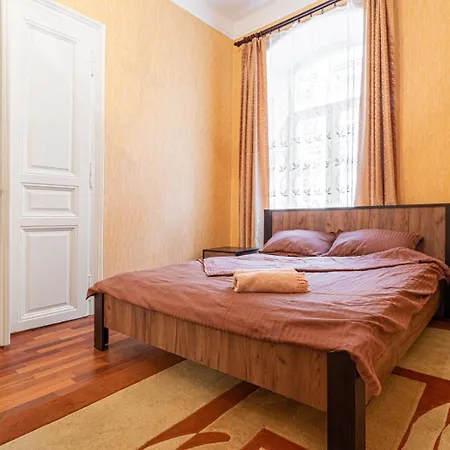 2-bedroom In Center Apartment Lviv