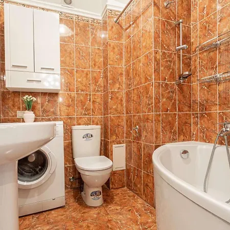 2-bedroom In Center Apartmán *